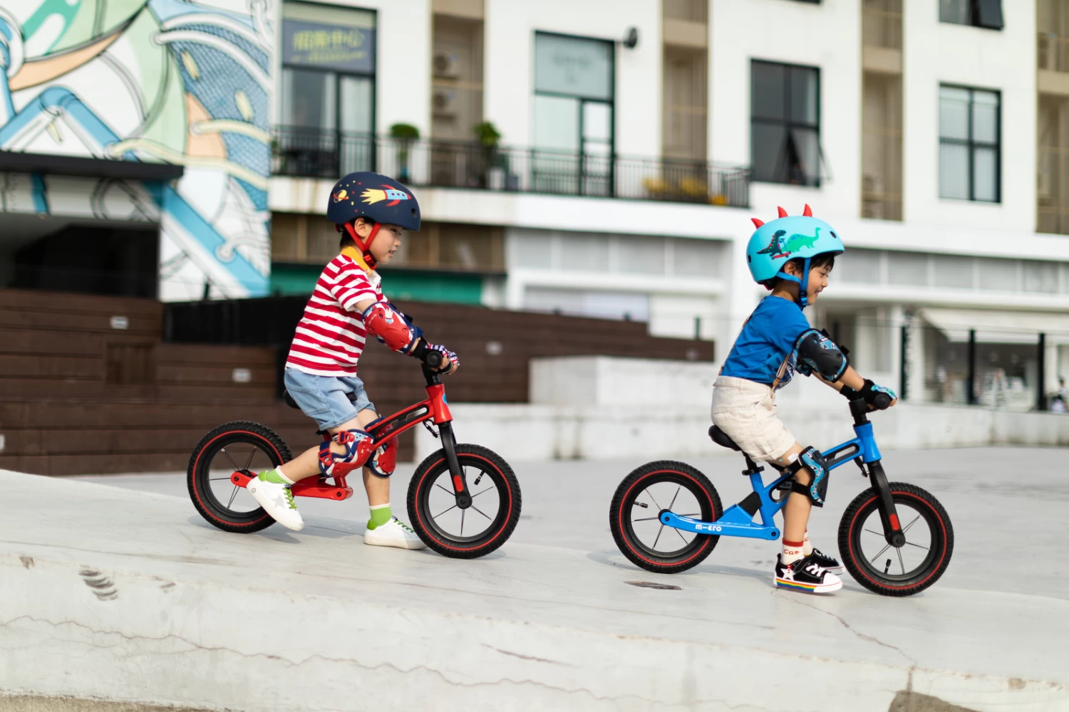 Micro Step Mini Micro Loopfiets Deluxe Blauw 7 Micro Step Mini Micro Loopfiets Deluxe Blauw - Afbeelding 5